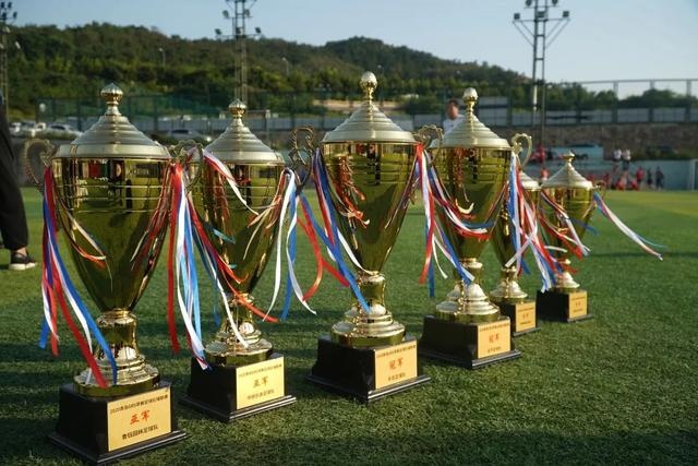 关键先生！李凯尔18分5板4断率领中国男篮险胜